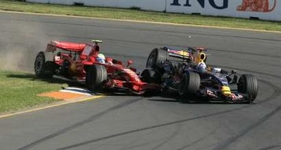 Ferrari Formula One driver Felipe Massa of Brazil (L) and Red Bull driver David Coulthard of Britain collide during the Melbourne F1 Grand Prix March 16, 2008 (Source: Reuters) Ferrari Formula One driver Felipe Massa of Brazil (L) and Red Bull driver David Coulthard of Britain collide during the Melbourne F1 Grand Prix March 16, 2008 (Source: Reuters)